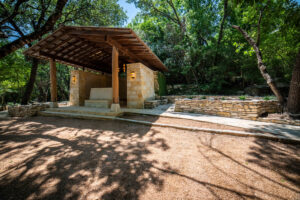 Peaceful memorial setting at Remembrance Gardens in Austin, Texas